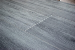 Ламинат Unilin Clix Floor Plus Extra Дуб Серый дым CPE 3587